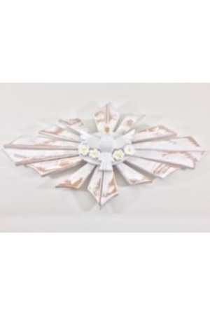 ESPIRITO SANTO DE MADEIRA COM 46 CM X 26 CM DE ALTURA